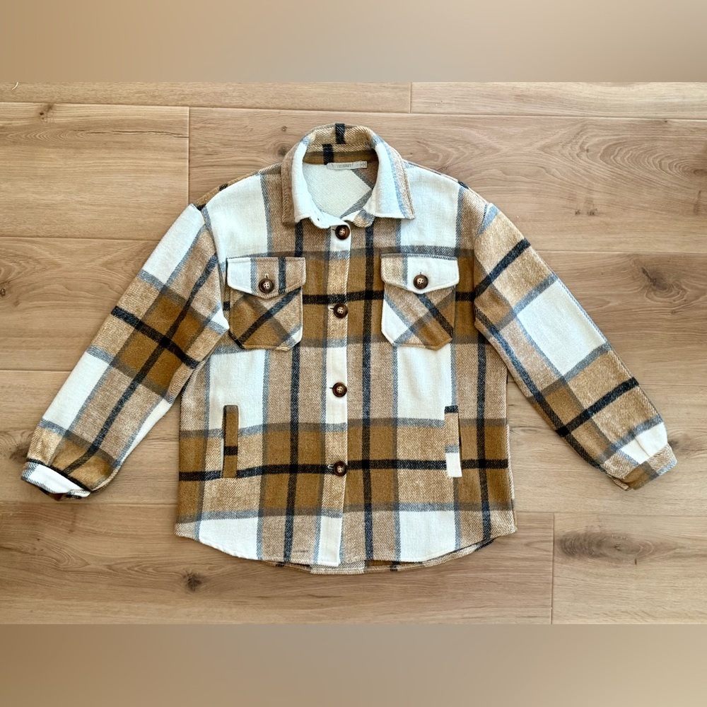 Veveret Plaid Flannel Shacket Size S